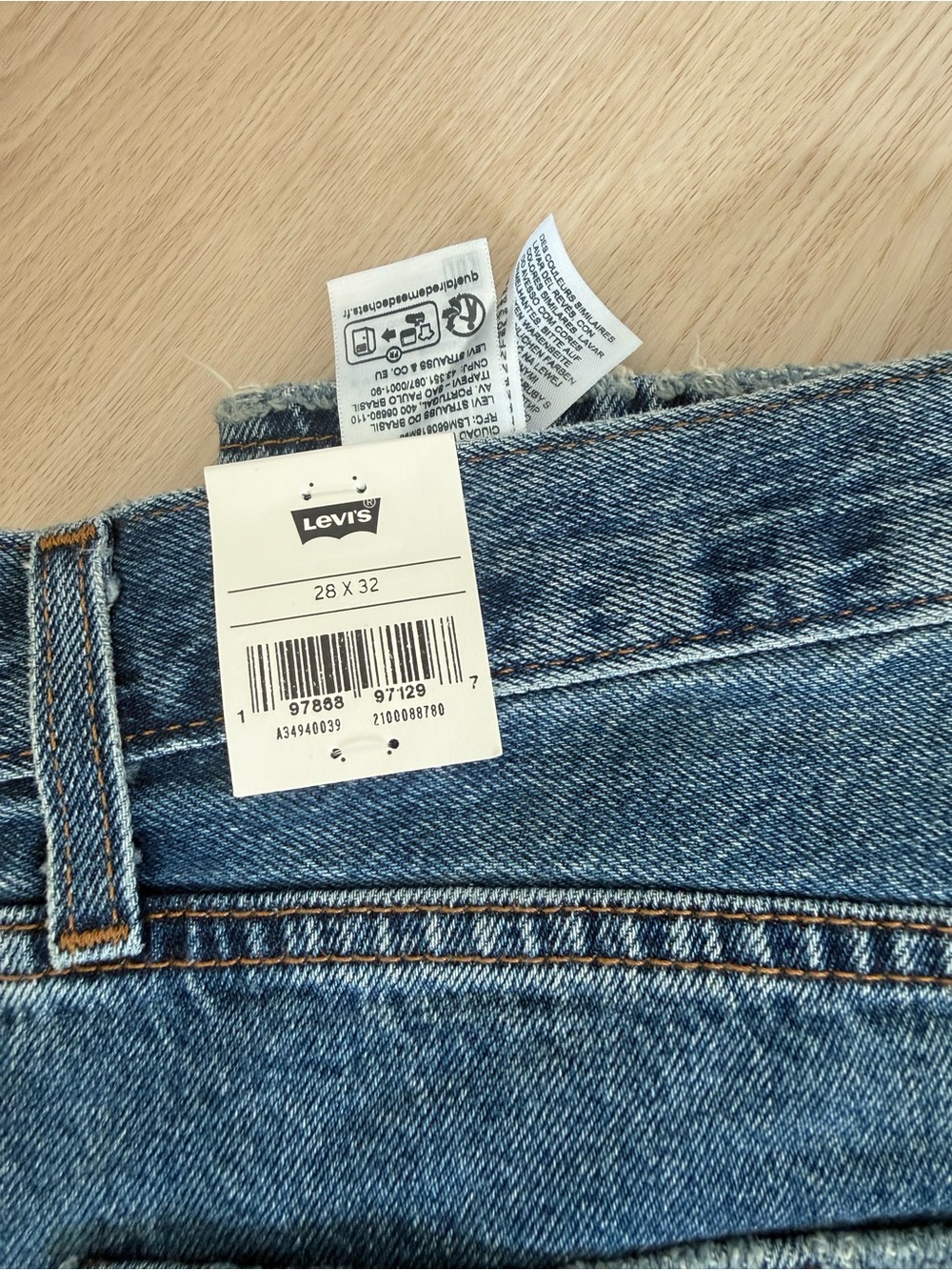 Levi’s Baggy Dad Jean - Picture 3 of 5